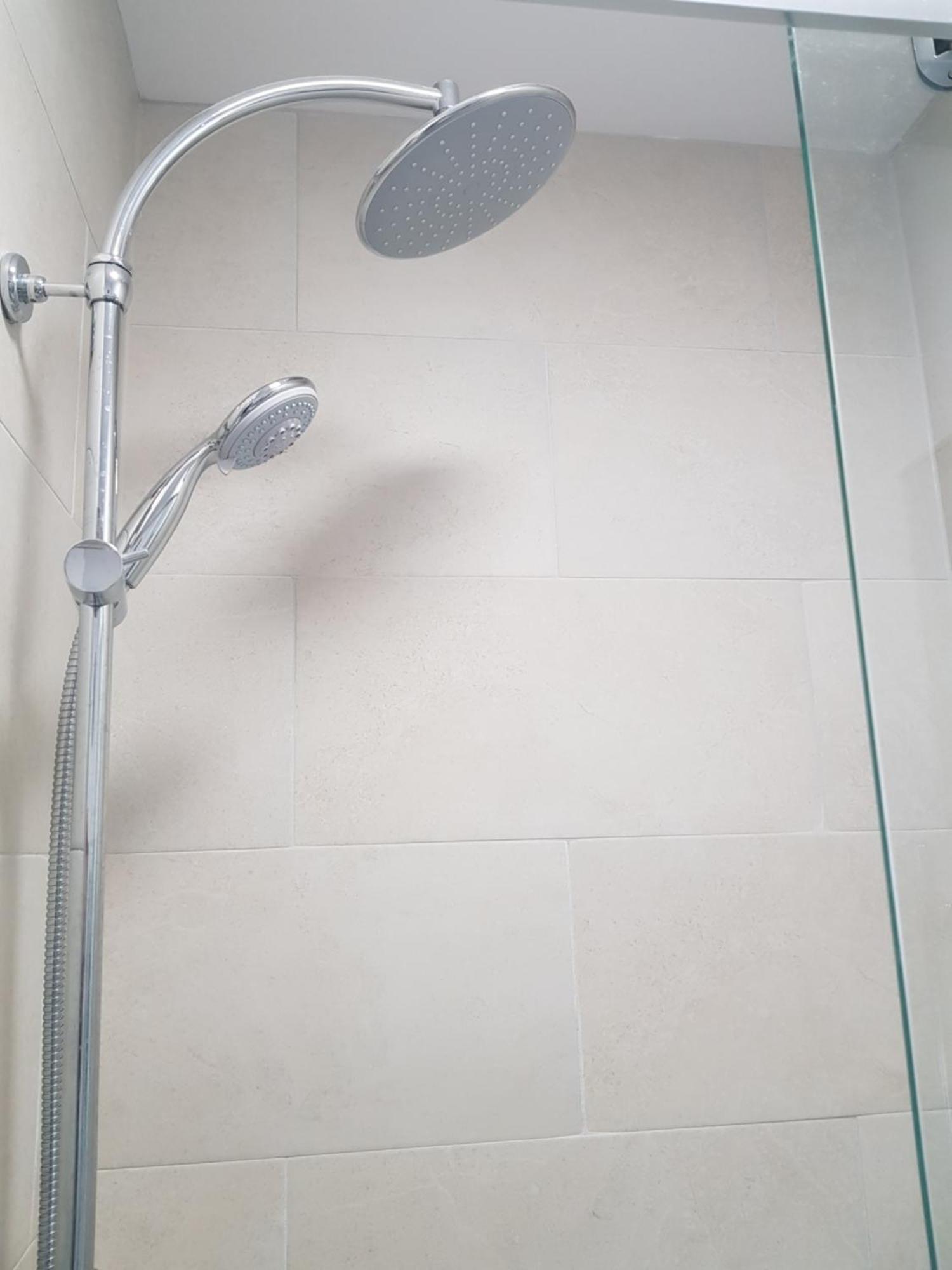 Barnoaks House - Private Room Ensuite Bathroom Homestay Dublin Exterior photo